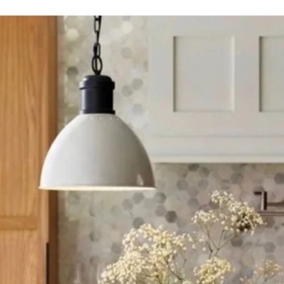 STUDIO MCGEE NEW dome metal pendant -medium -white/black - Picture 2 of 5